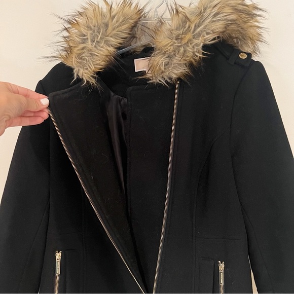 Michael Kors Black Wool Parka Fur Hood Coat Gold Hardware Size 14 Mid Length - Picture 8 of 14